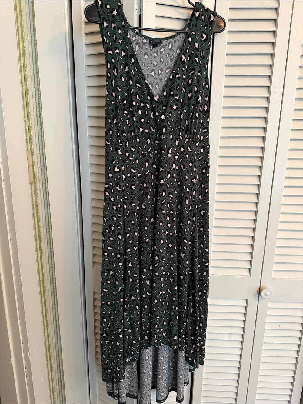 torrid Dark Green Leopard-Print High-Low Dress with Spots